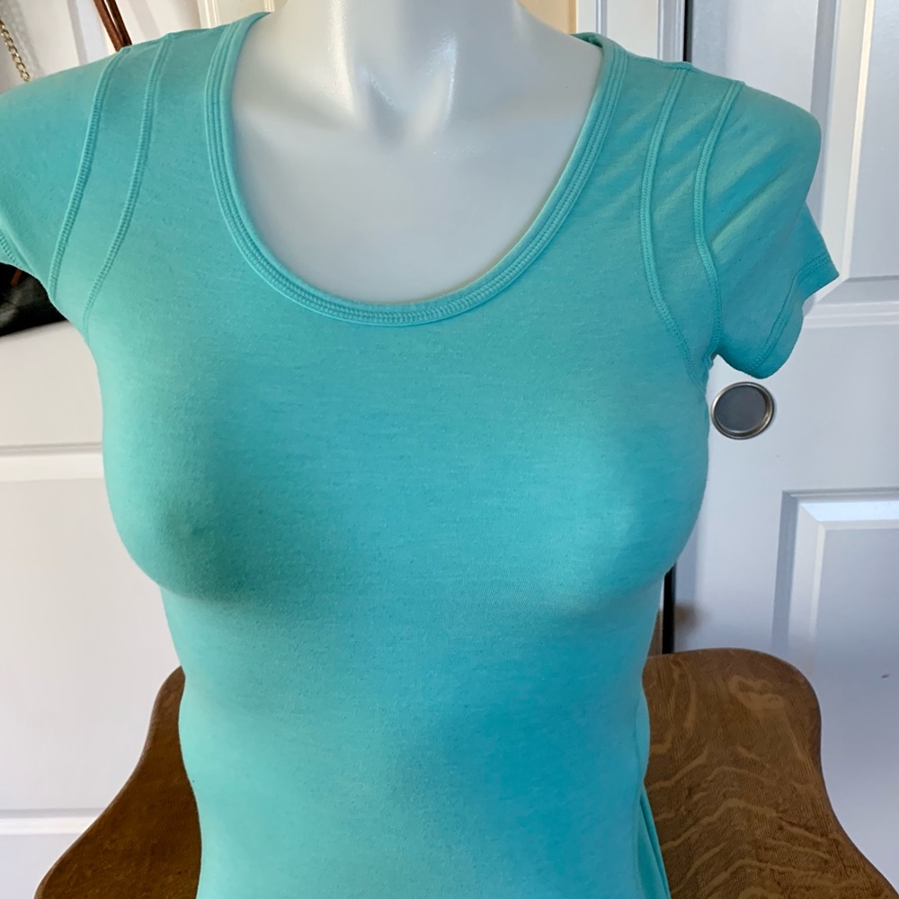 . LN ZELLA T-SHIRT. SHORT SLEEVES💞